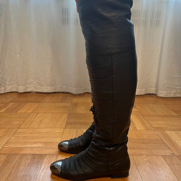 Over-the-Knee Leather Boots – Black with Metallic Cap Toe – Size 39 - Picture 6 of 13
